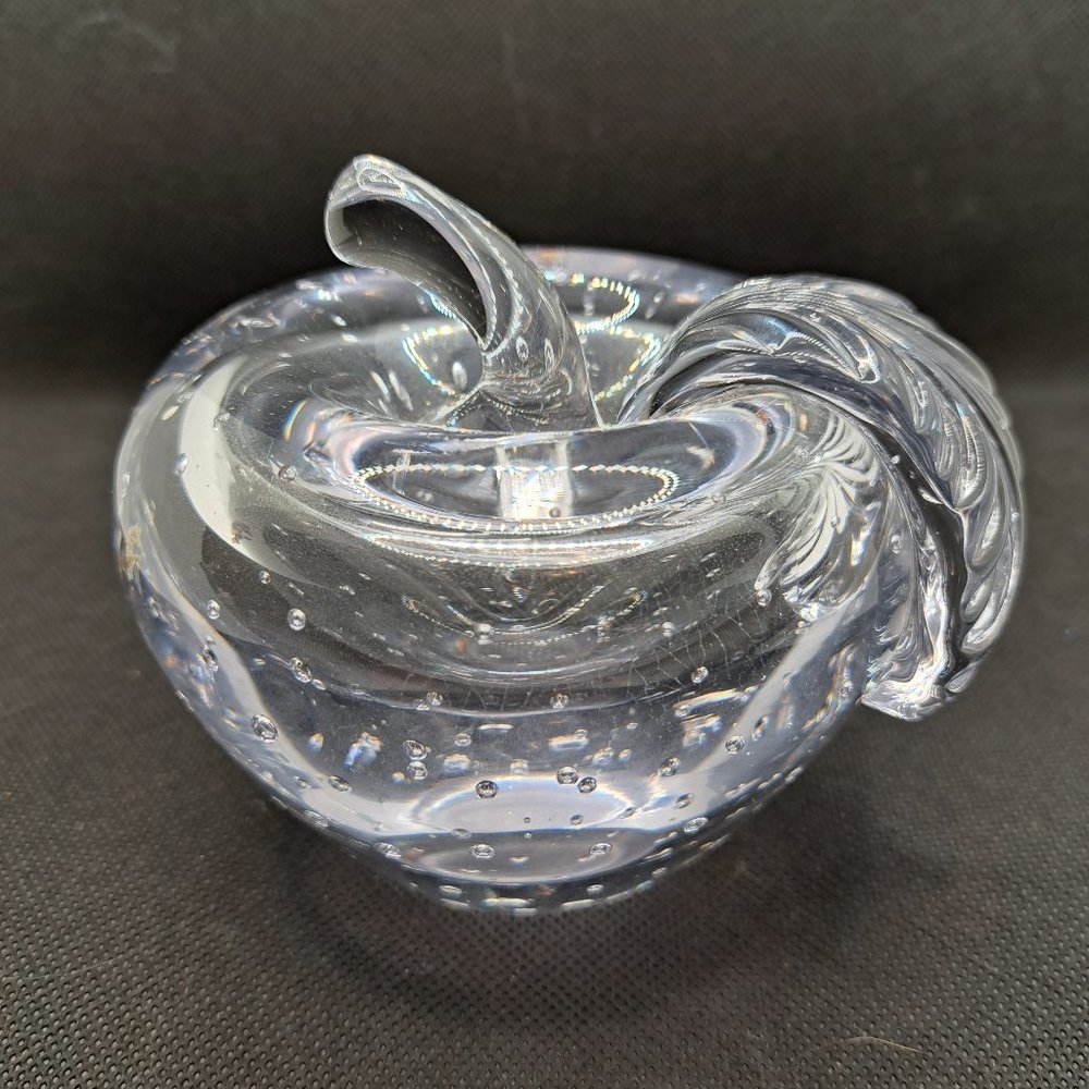 Bullicante Controlled Bubbles Clear Blown Art Glass Apple Paperweight 4 "